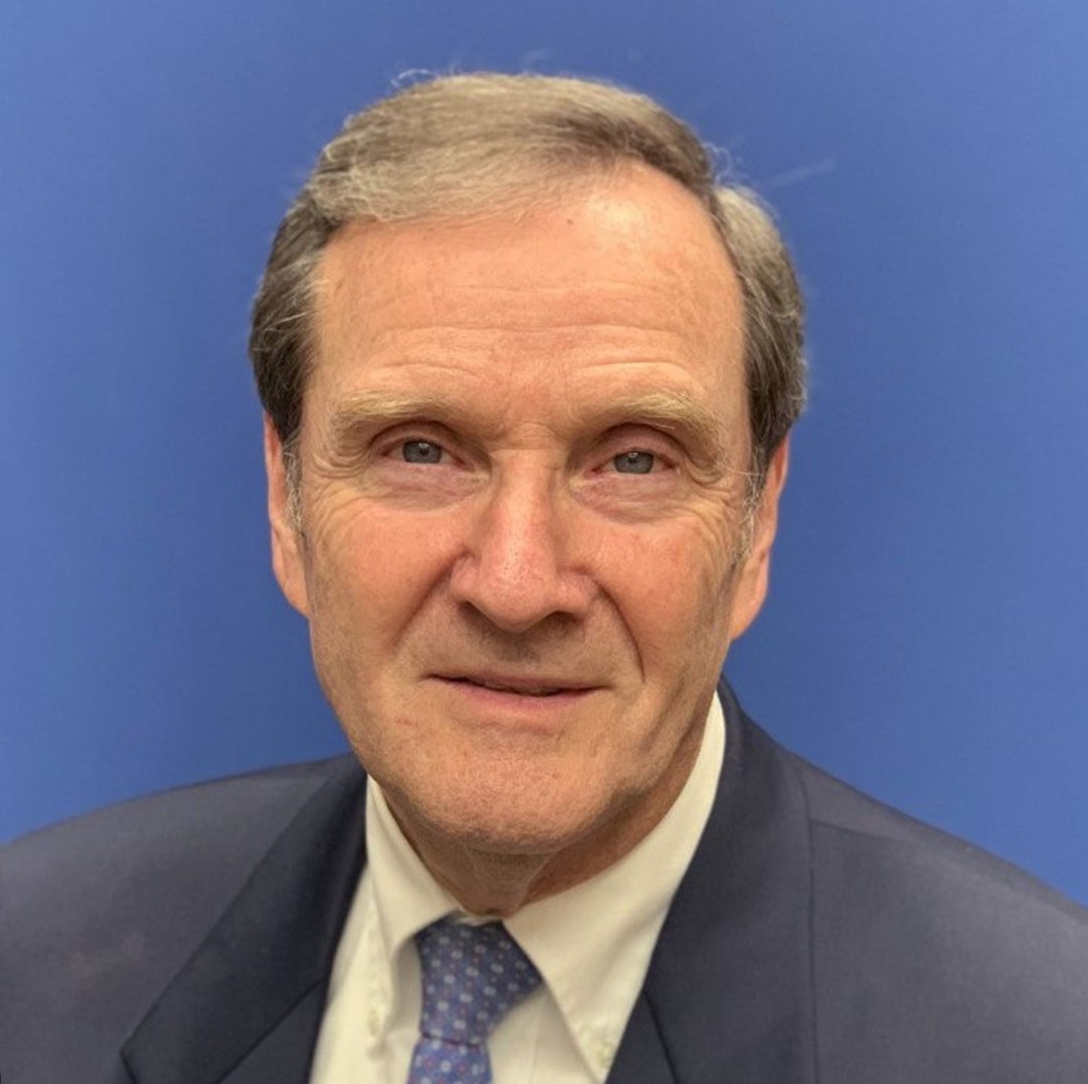 Retrato del Dr. Jeffrey P. Okeson