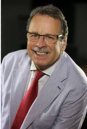 Dr. Mariano Rocabado, docente del curso